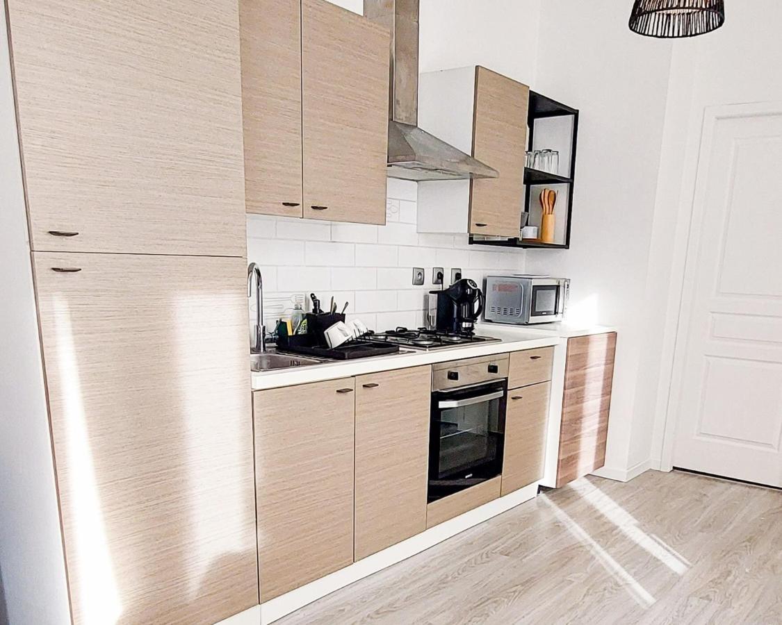Artsmalt *Ideal Pro * Proche Commerces * 2 Chambres * Tout Confort Montluçon Buitenkant foto